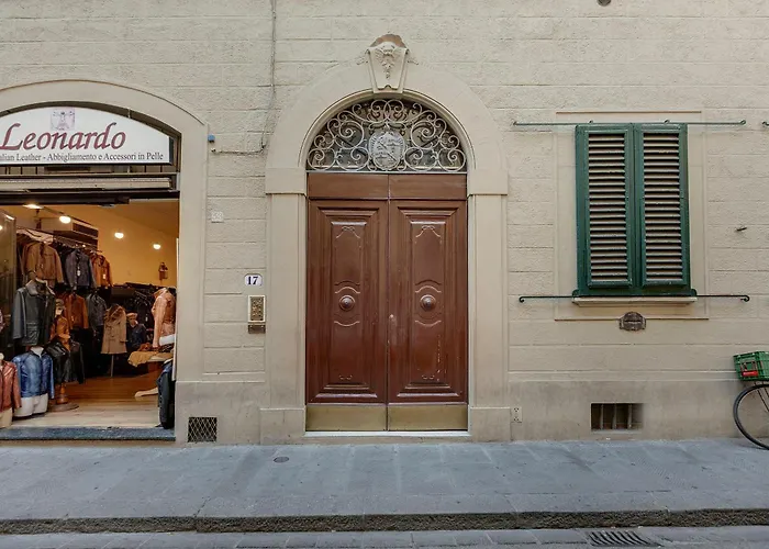 Ricasoli 17 G * Florence