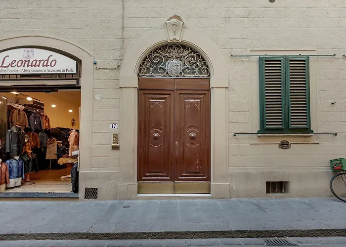 Ricasoli 17 G * Florence